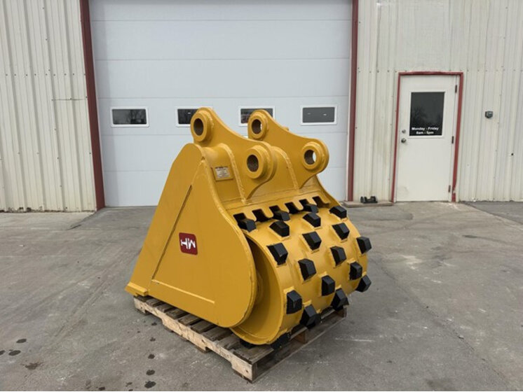 2026 AARC 36" COMPACTION BUCKET DB LINKAGE equipment photo