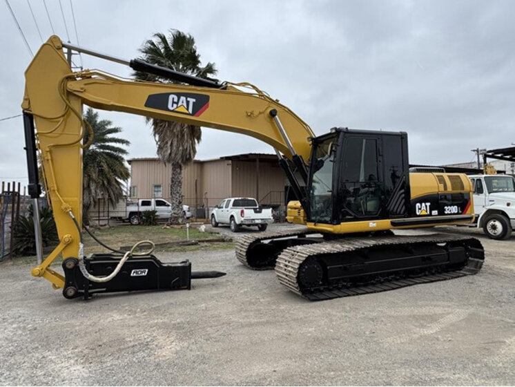 2010 CATERPILLAR 320DL equipment photo