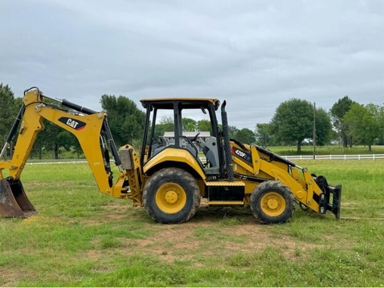 2019 CATERPILLAR  420F2 IT equipment photo