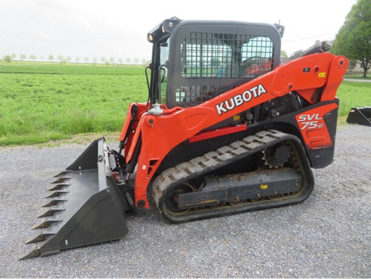 2021 KUBOTA  SVL75-2 equipment photo