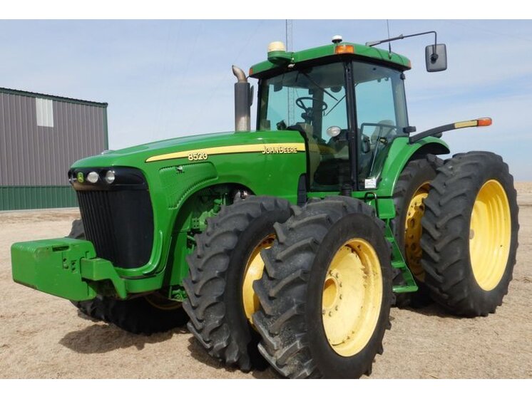2005 John Deere 8520