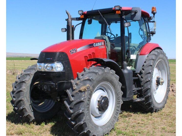 2012 Case IH Maxxum 125 equipment photo